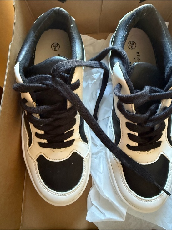 Alice + Olivia Shoes - Alice + Olivia Black Sneakers with Black Trim